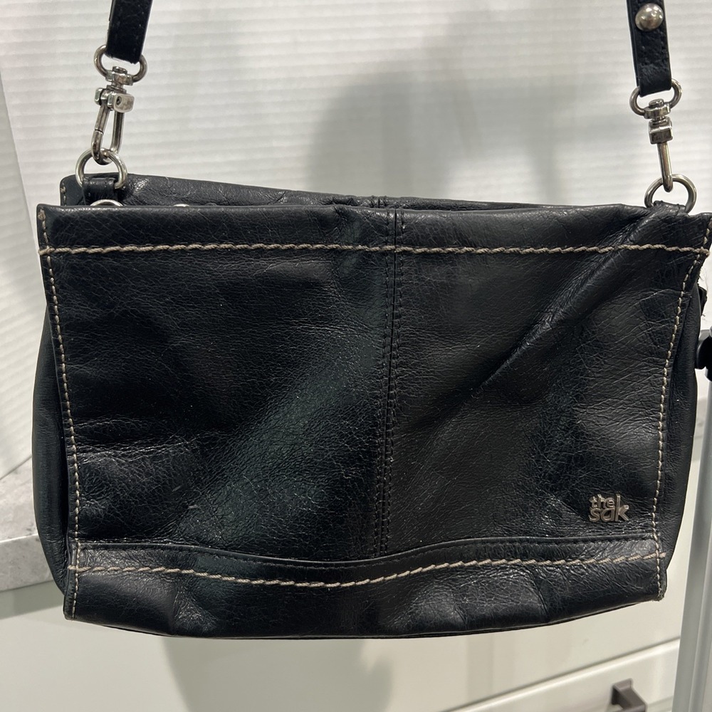 THE SAK Iris Leather Three-Way-Wear Crossbody Clutch Black‎ Bag Small